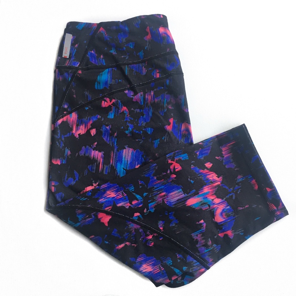ZELLA | Purple Patterned Cropped Leggings Size M